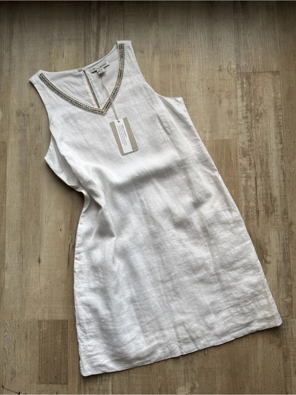 Tommy Bahama White Sleeveless Linen Shift Dress
